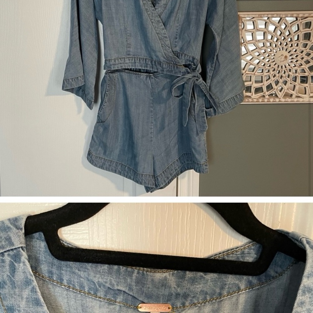 FREE PEOPLE RARE BIRD CHAMBRAY ROMPER - Picture 3 of 6